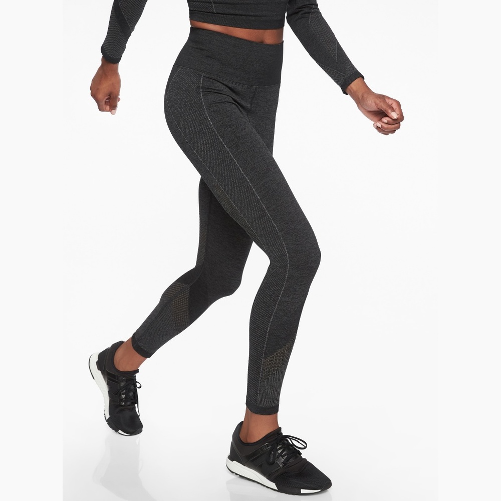 Athleta Caliber Seamless 7/8 Tight